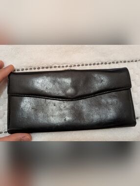 Vintage Classic Black Leather Wallet
